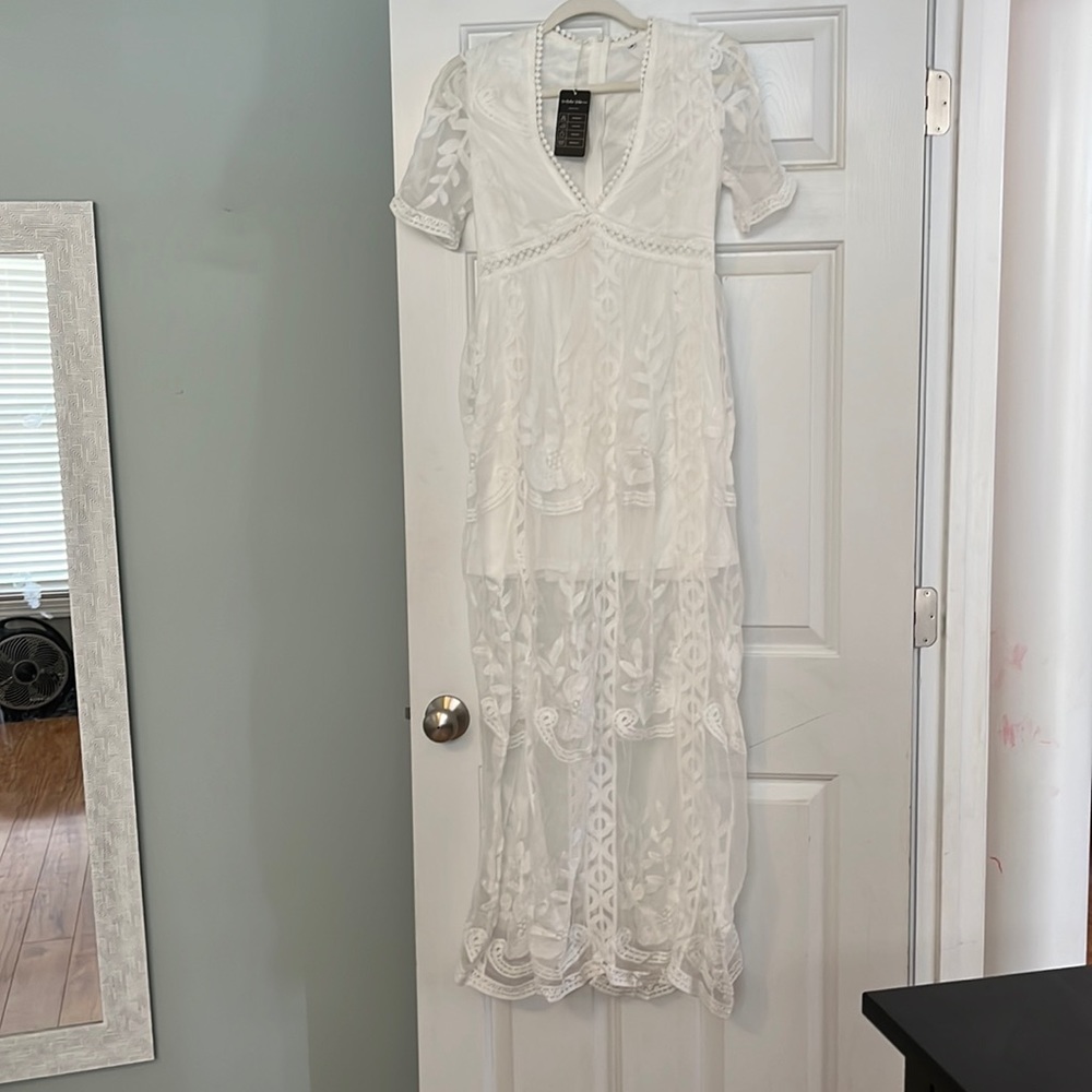 White lace boutique maxi dress